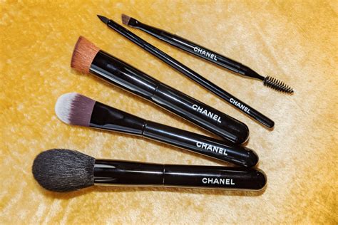 chanel professional makeup brush set|chanel makeup brushes selfridges.